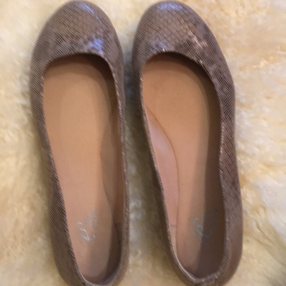 💫Adorable easy spirit flats. - Picture 3 of 4